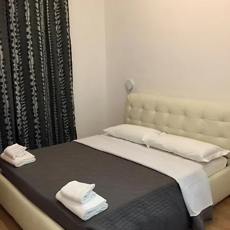 Alfa Omega Bed & Breakfast *